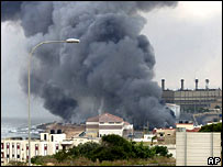 Smoke rises from Jiyyeh power station.  Image: AP